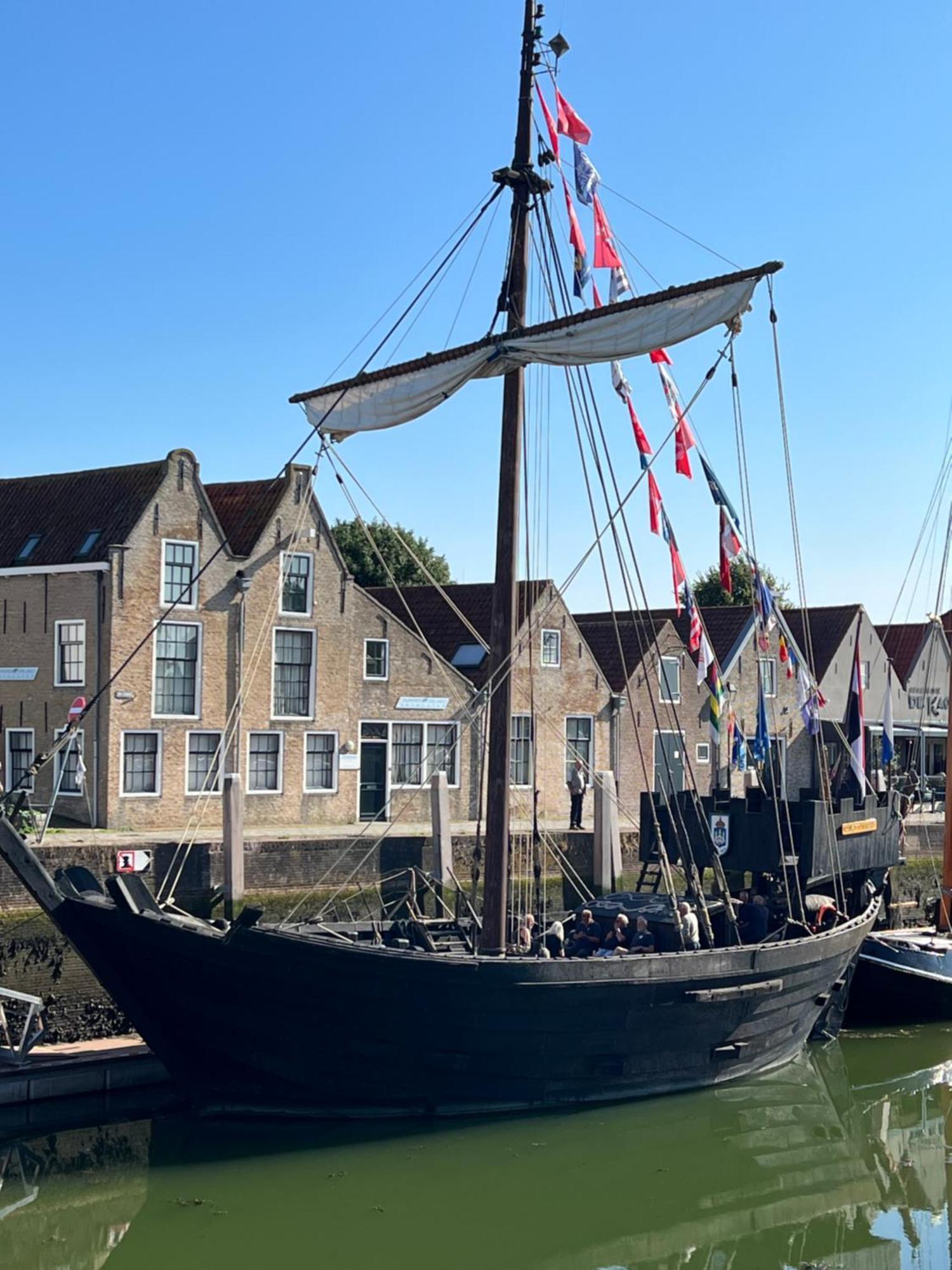 De Witte Dame Apartment Zierikzee Luaran gambar